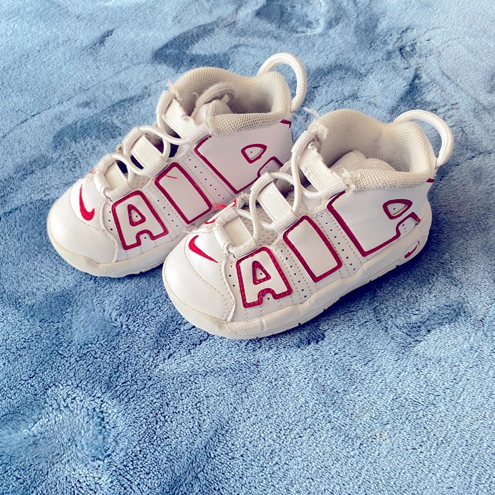 Toddler Nike Uptempo size 7C